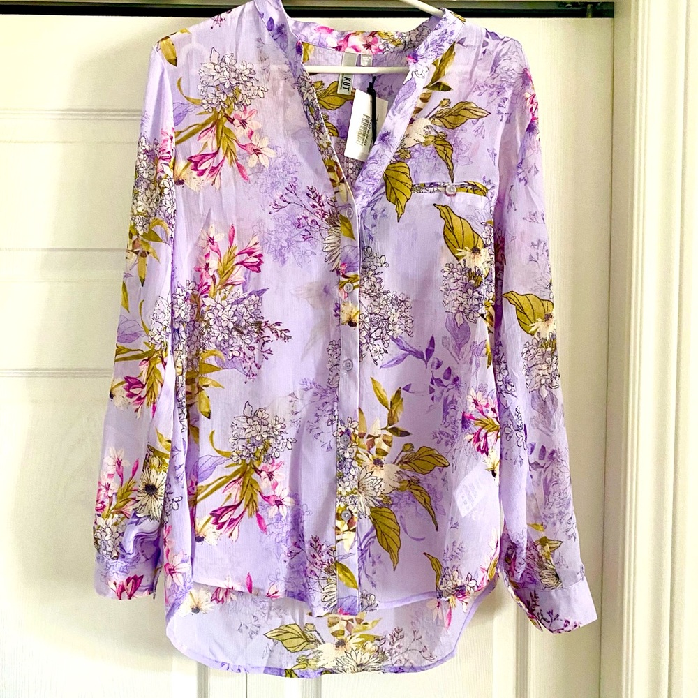 Kut from the Kloth lilac blouse